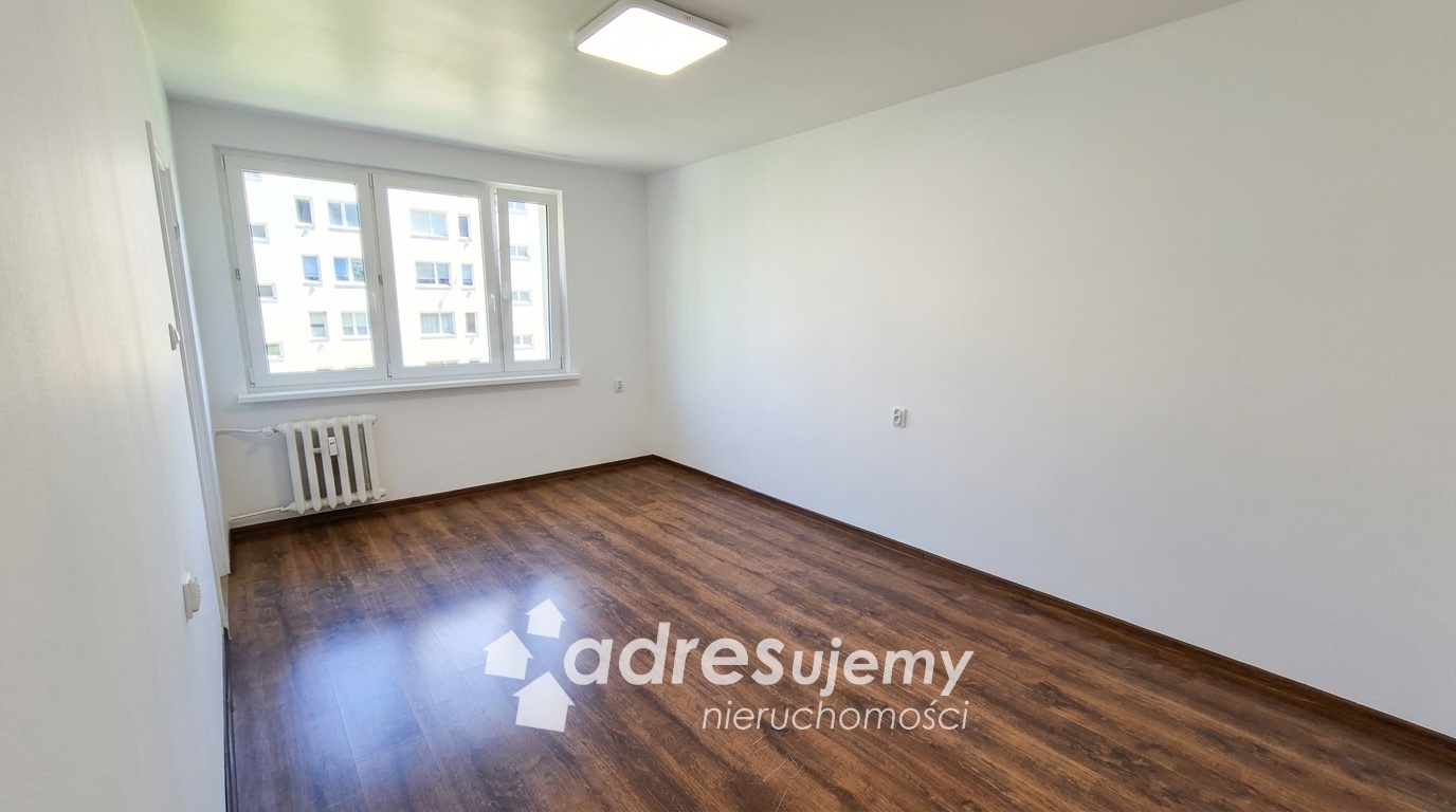 Mieszkanie 3 pokoje 54 m2 Słupsk Banacha - zdjęcie 3